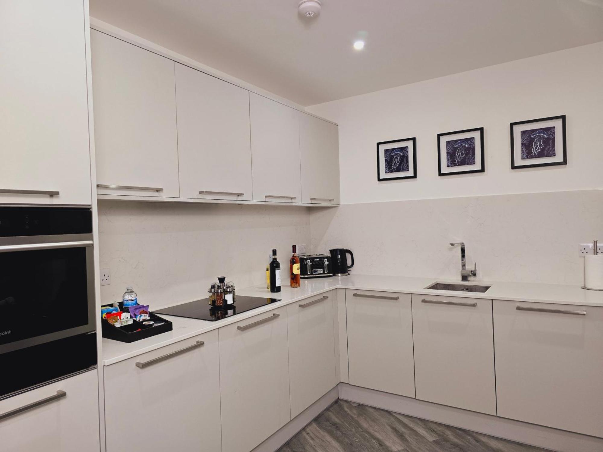 Abbey Corner By Nivaas Appartement Reading Buitenkant foto